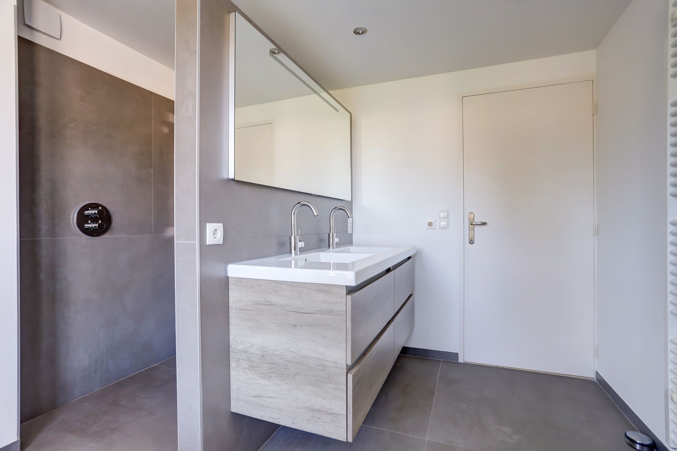 Foto 33 van Baronielaan 13