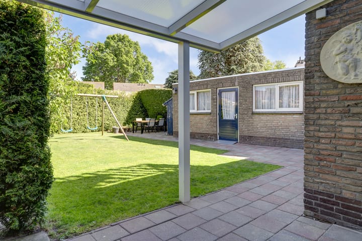 Foto 45 van Baronielaan 13