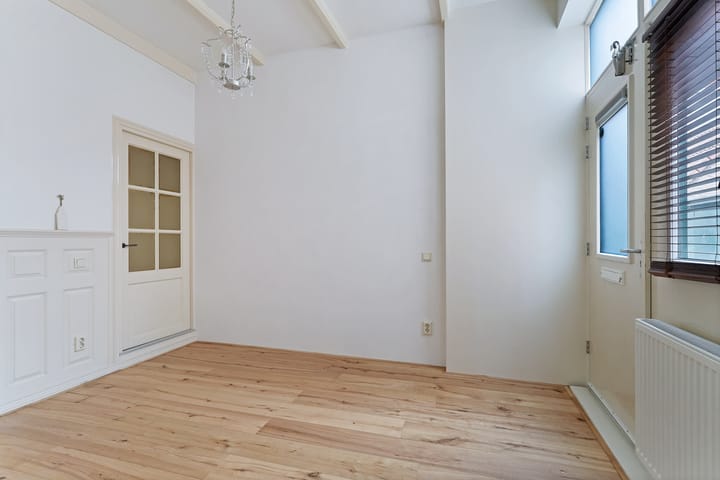 Photo 4 of Lombardstraat 1