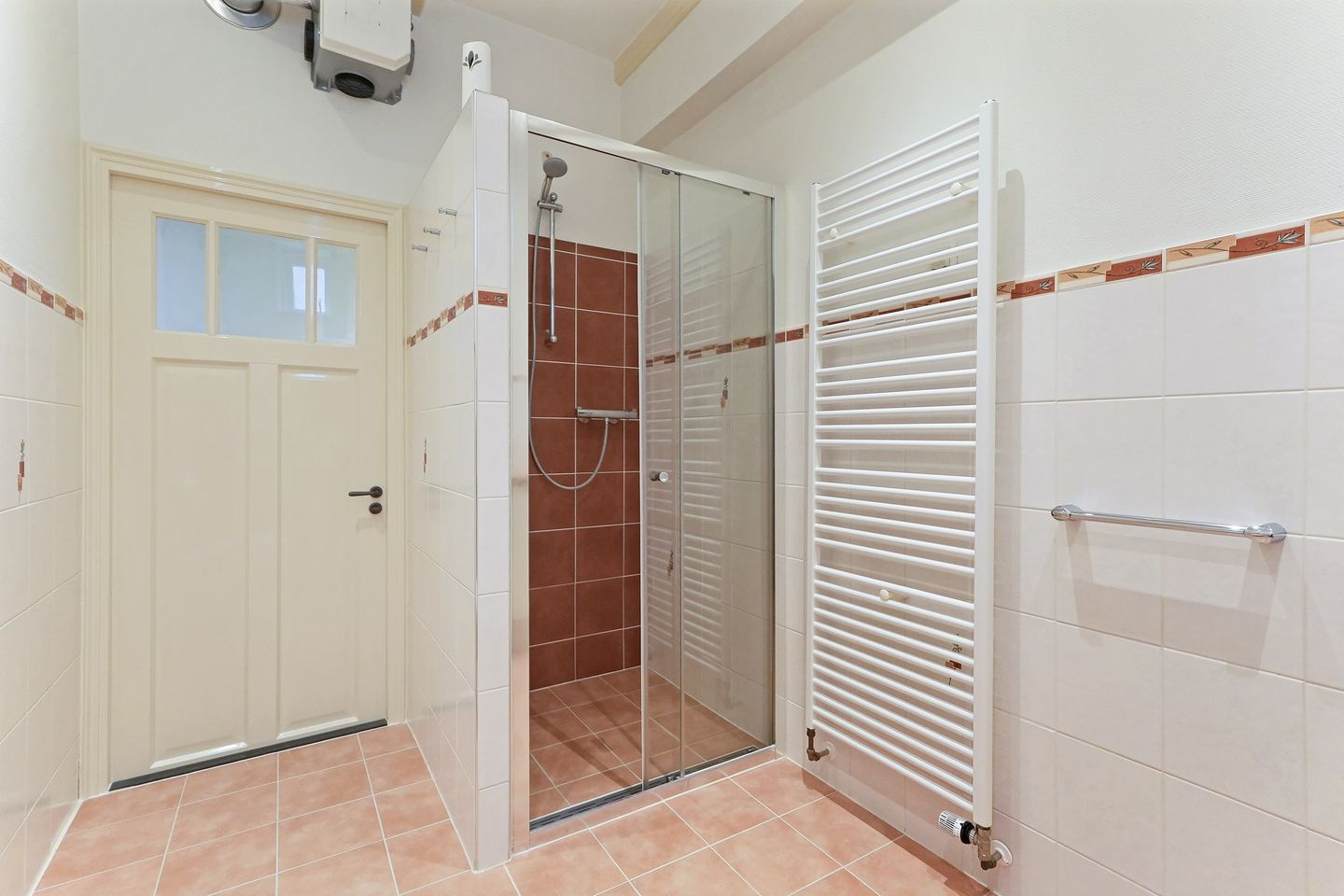 Foto 10 van Lombardstraat 1