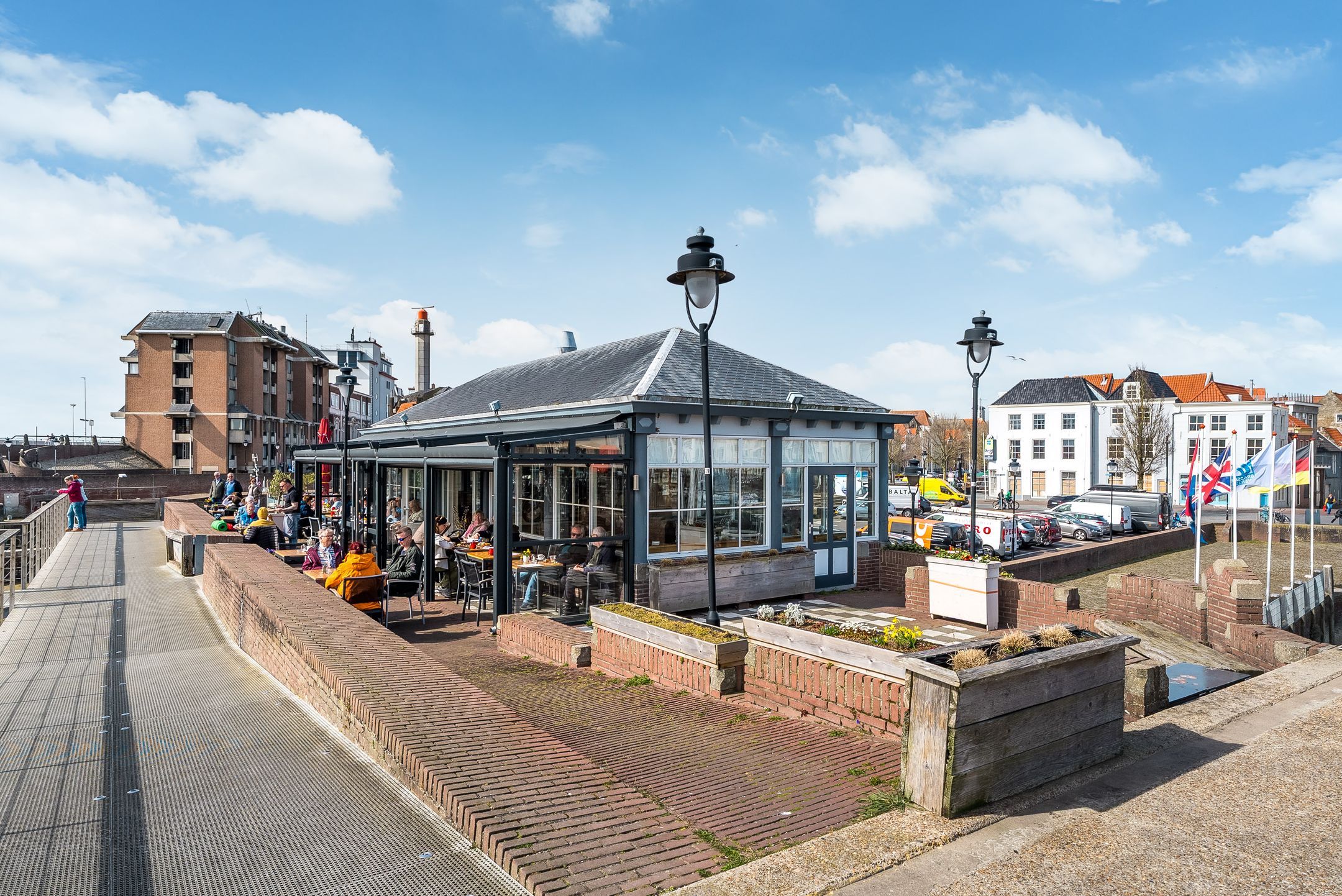 Foto 15 van Lombardstraat 1