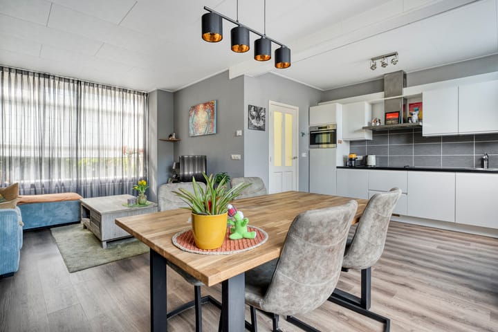 Photo 2 of Prinses Margrietlaan 28