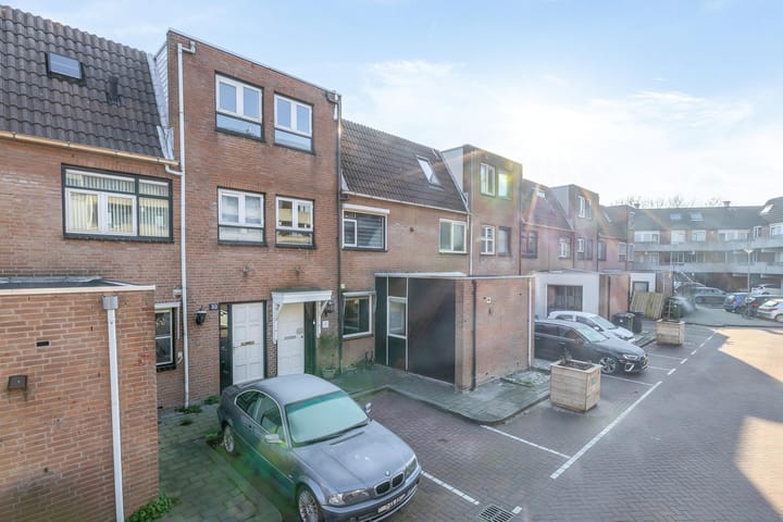 Foto 7 van Tuniserf 32