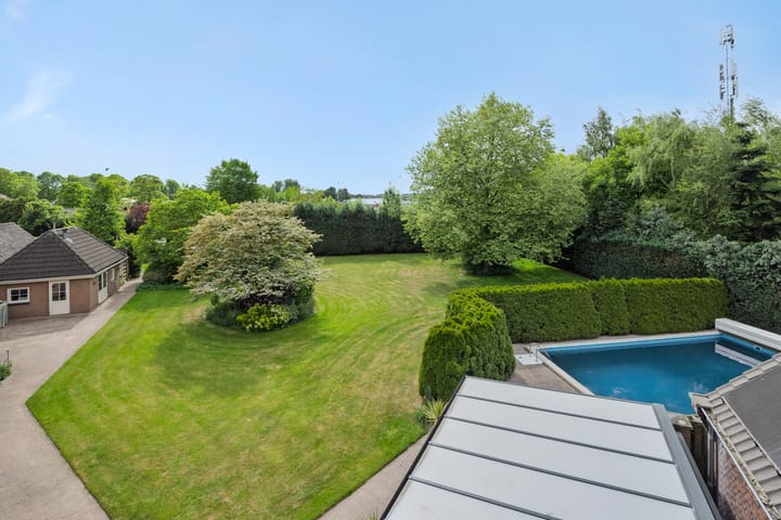 Foto 4 van Van Coothstraat 5