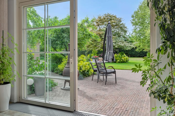 Foto 26 van Van Coothstraat 5