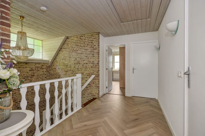 Foto 33 van Van Coothstraat 5