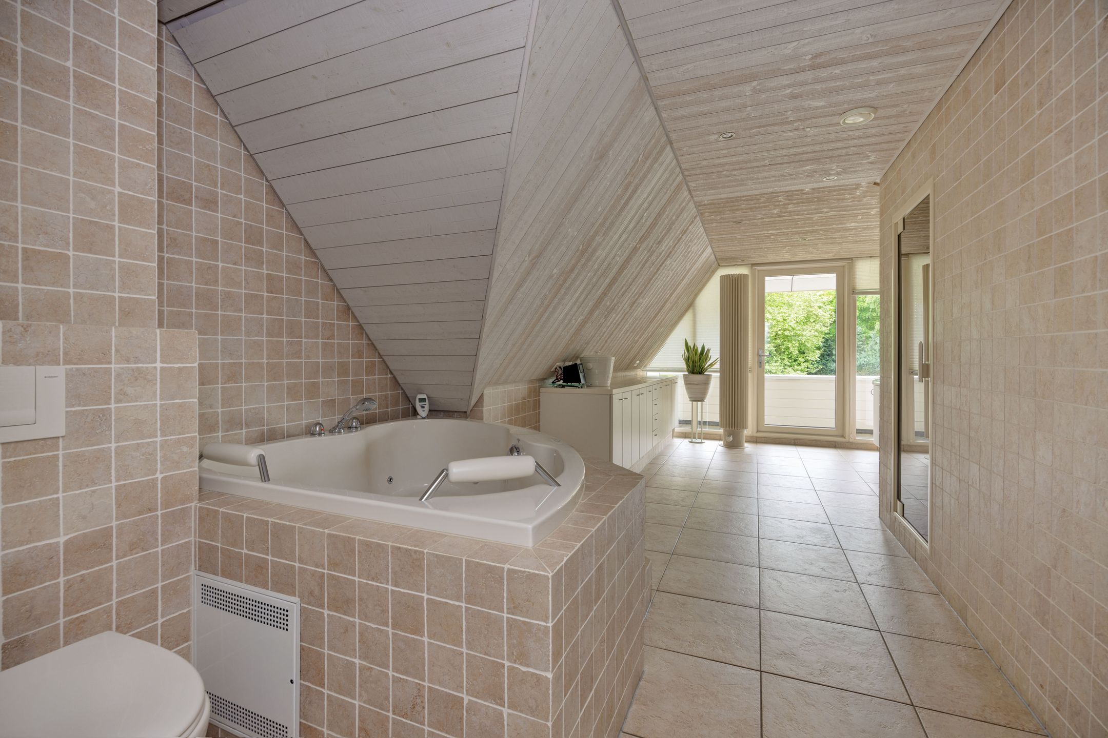 Foto 42 van Van Coothstraat 5