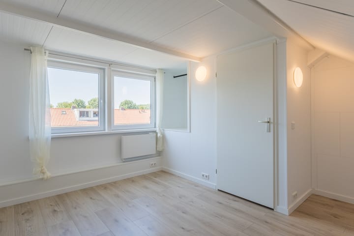 Foto 24 van Karperstraat 118