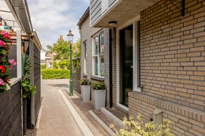 Foto 44 van Vleerplein 11