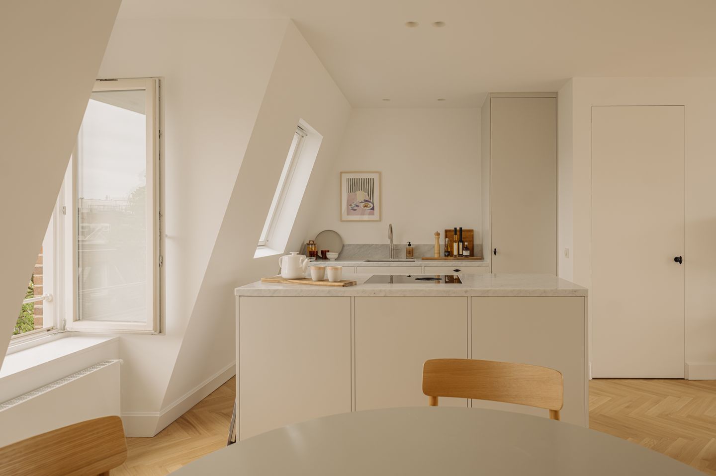 Foto 14 van Alberdingk Thijmstraat 24-3