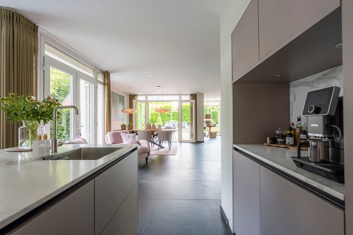 Foto 18 van Heistraat 10-A