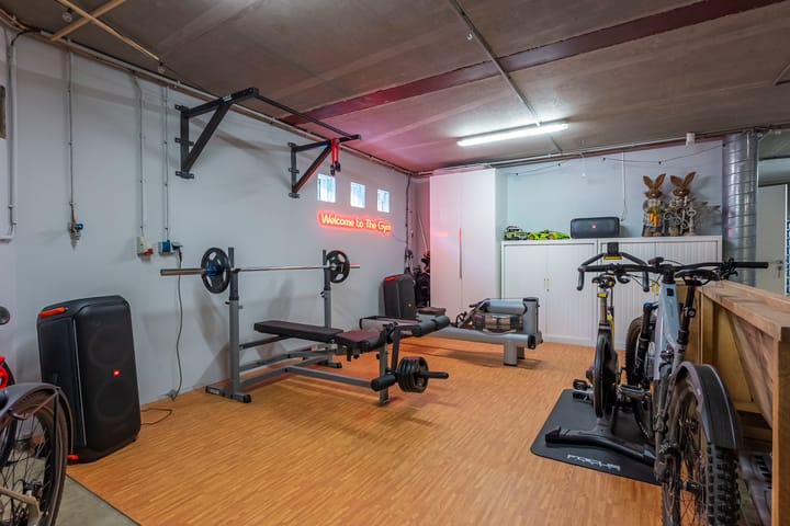 Foto 36 van Heistraat 10-A