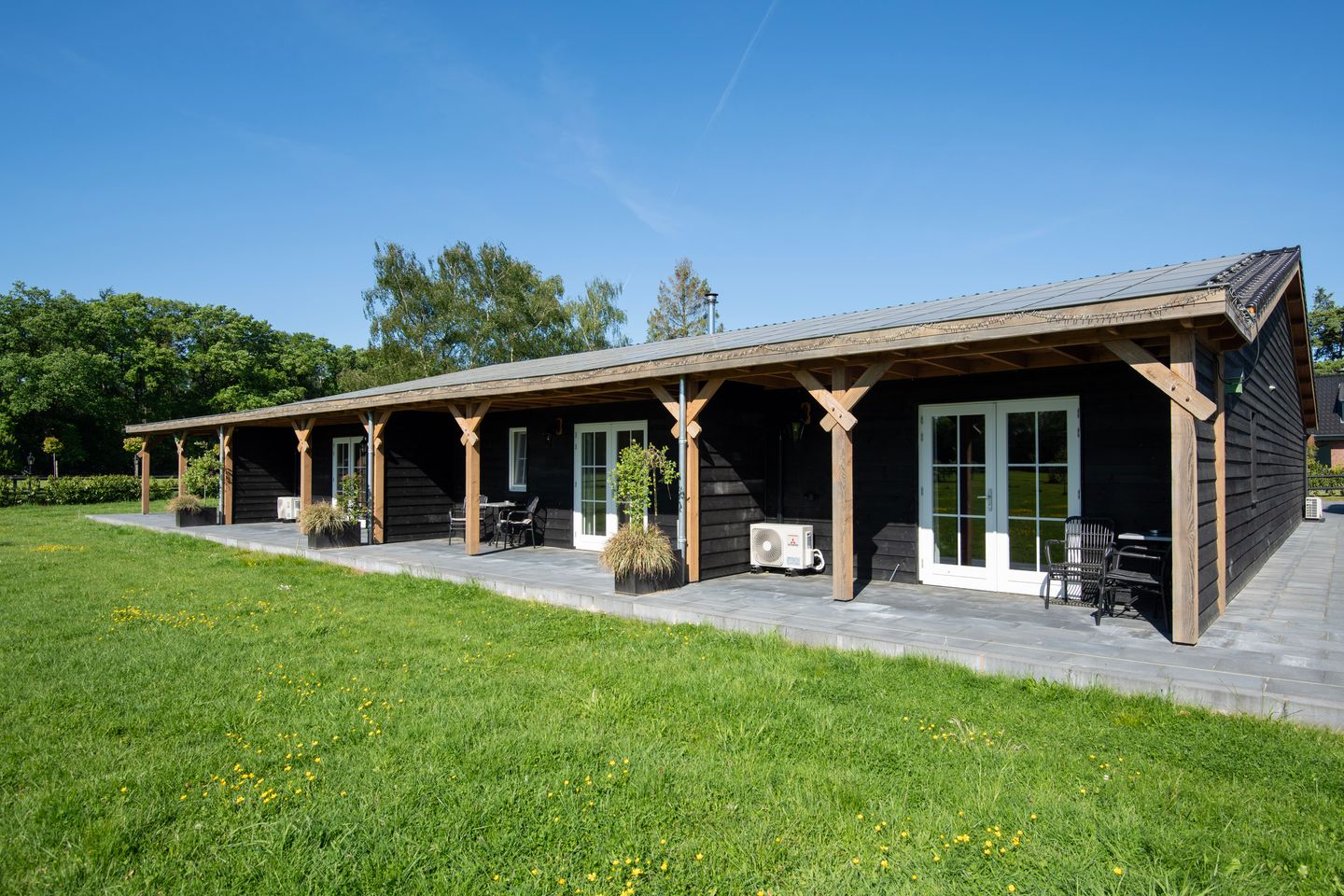 View photo 3 of Jolinkdijk 6-en 6A
