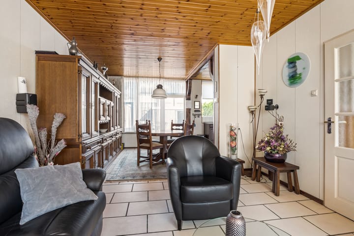 Foto 10 van Elzenhof 12