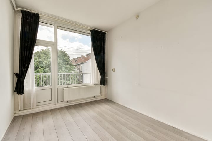 Foto 4 van Ariana Nozemanstraat 15-3