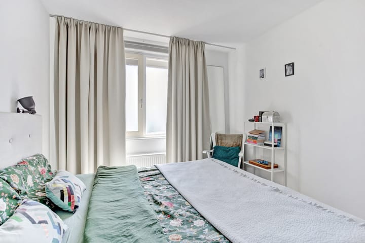 Photo 20 of Oostenrijkstraat 27