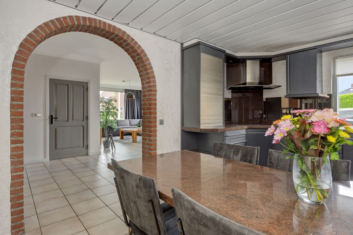 Foto 15 van Keulsebaan 1