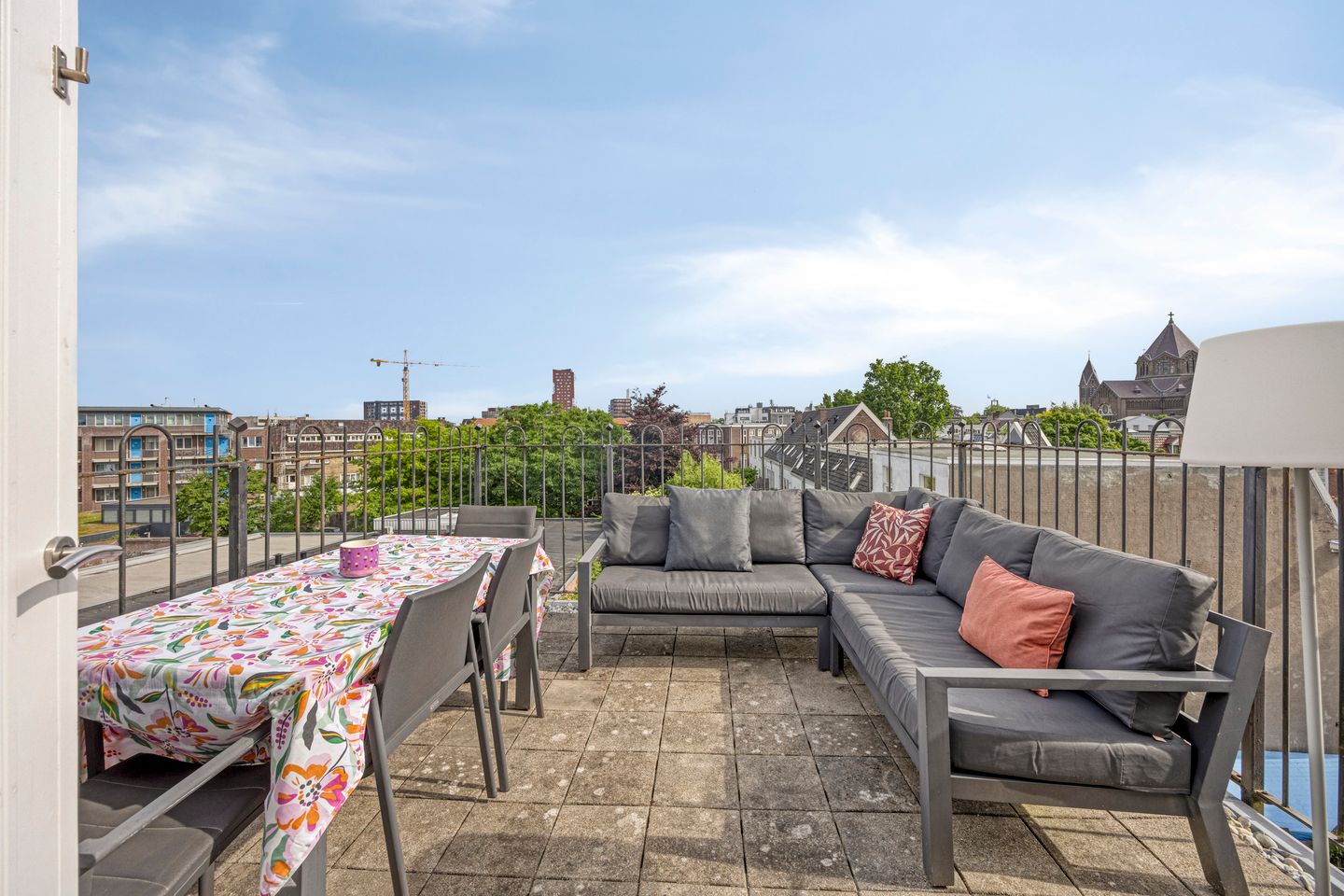 Foto 35 van Burghardt van den Berghstraat 66