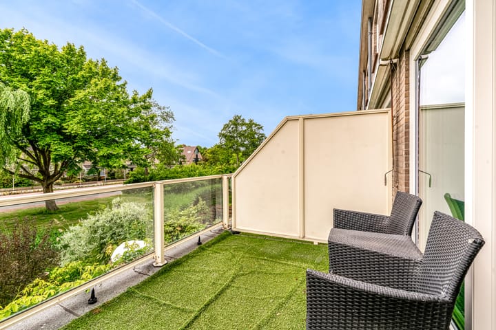 Foto 30 van Belle van Zuylenlaan 97