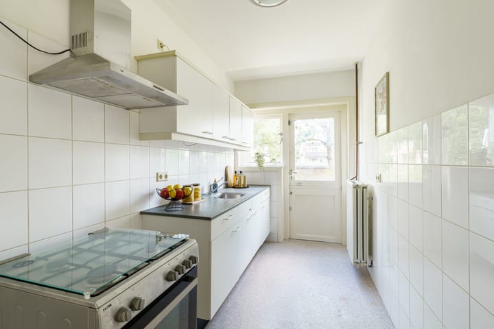 Foto 19 van De Ruijterweg 3