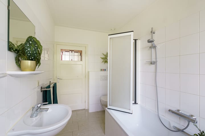 Foto 30 van De Ruijterweg 3