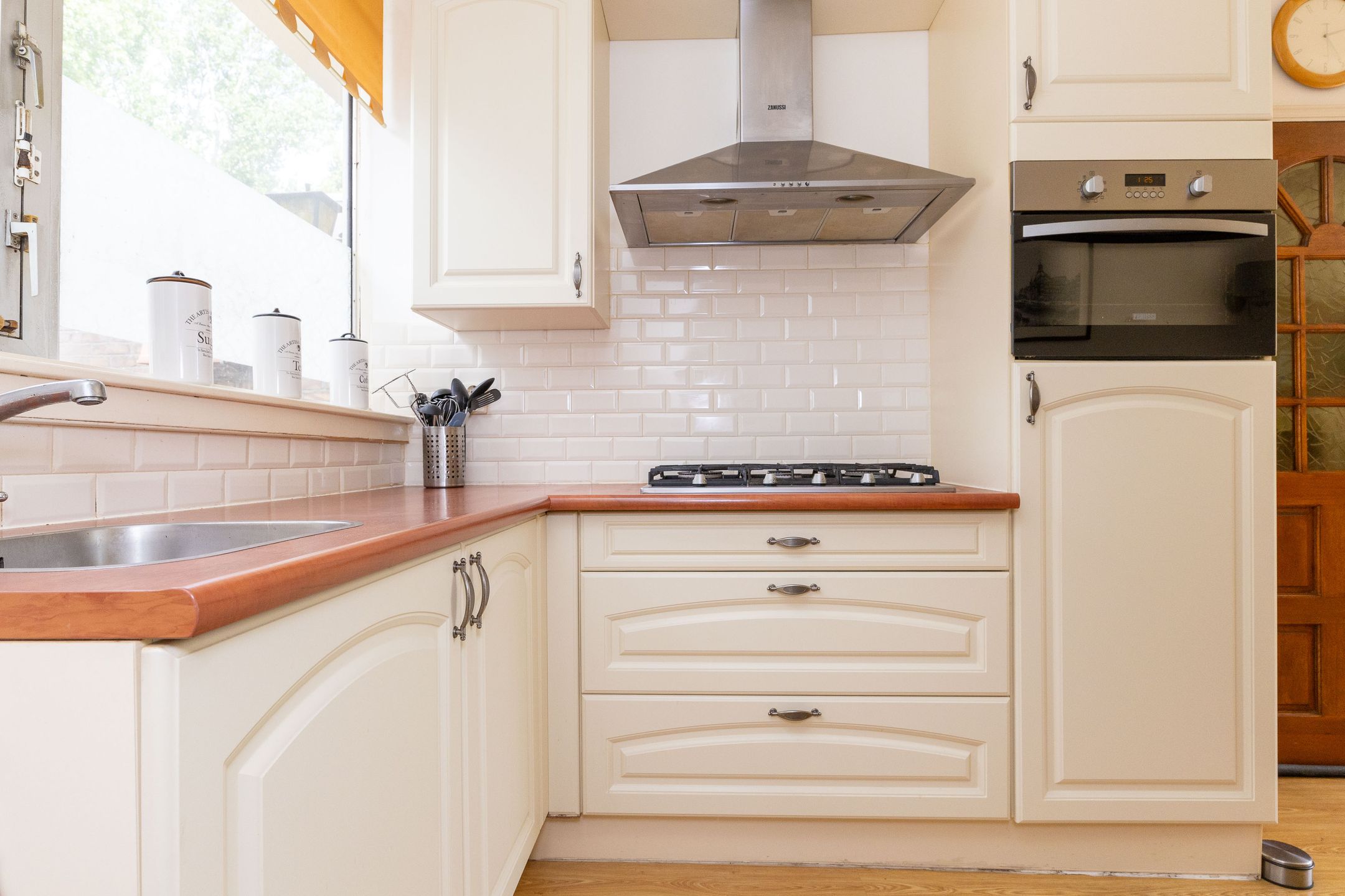 Foto 9 van Jacob Cabeliaustraat 32