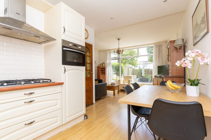 Foto 10 van Jacob Cabeliaustraat 32