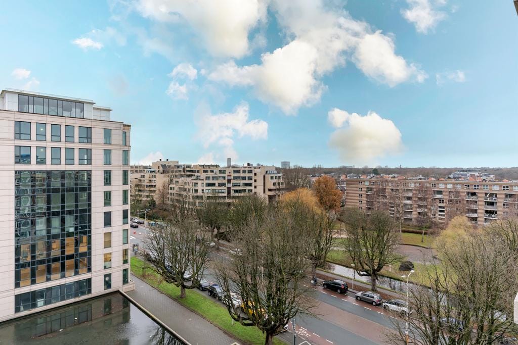 Foto 13 van Burgemeester De Monchyplein 227