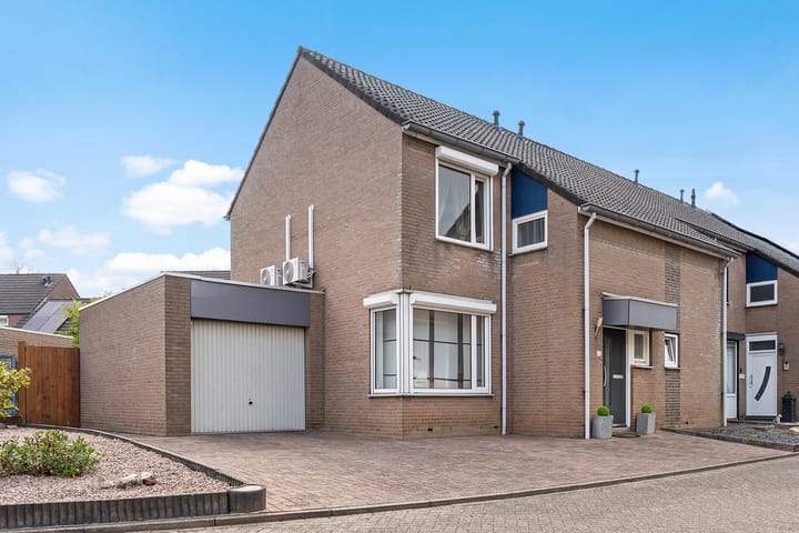 Photo 4 of Antracietstraat 23