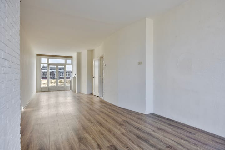 Foto 12 van van Sevenbergestraat 58