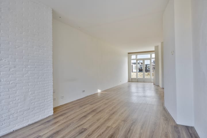 Foto 13 van van Sevenbergestraat 58