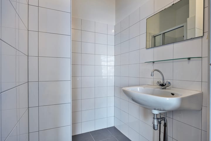 Foto 25 van van Sevenbergestraat 58