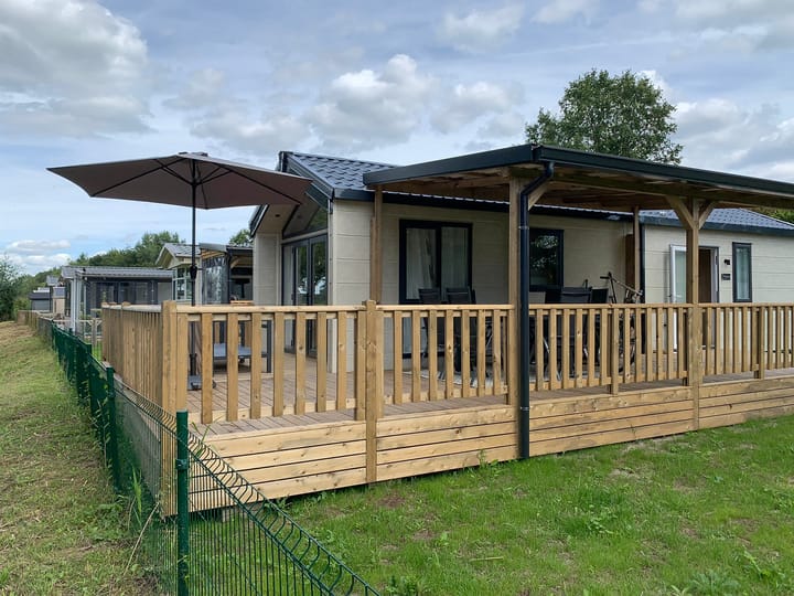 Foto 1 van Erkemederweg 79-161