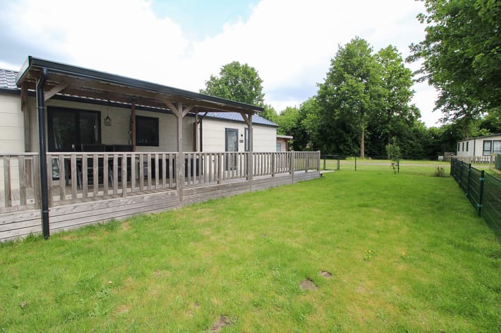 Foto 34 van Erkemederweg 79-161