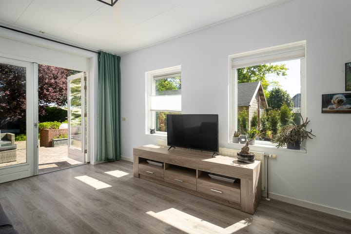 Foto 24 van Postkade 63