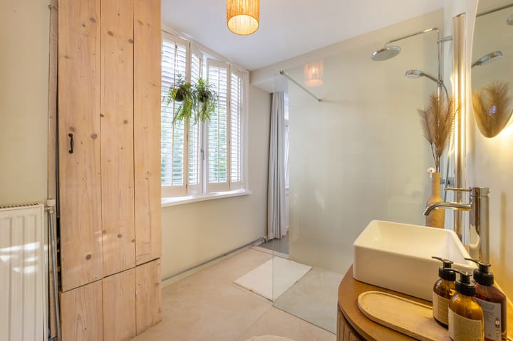 Foto 13 van Reinier Claeszenstraat 6-1