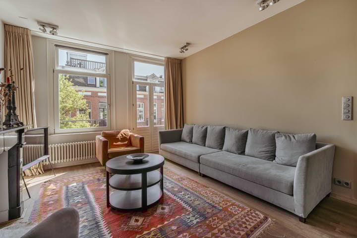 Foto 6 van Brederodestraat 4-2