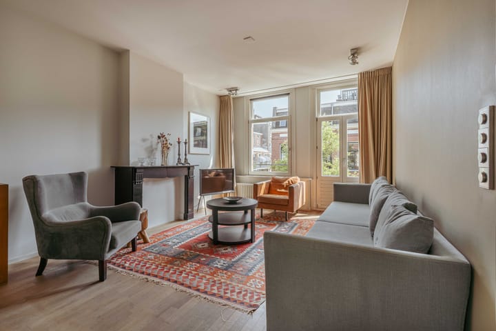 Foto 7 van Brederodestraat 4-2