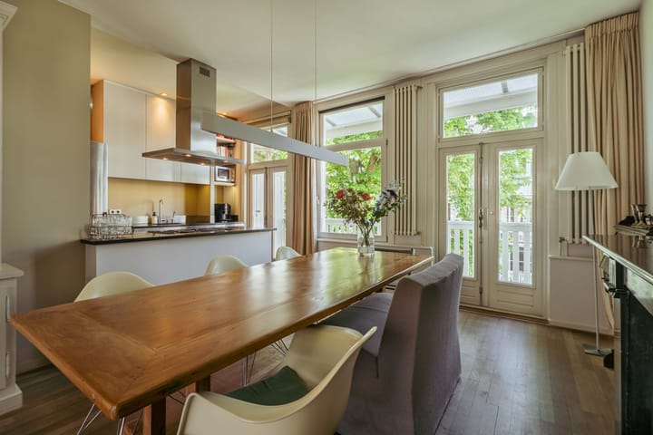 Foto 14 van Brederodestraat 4-2