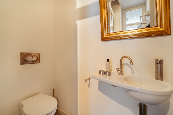 Foto 26 van Brederodestraat 4-2