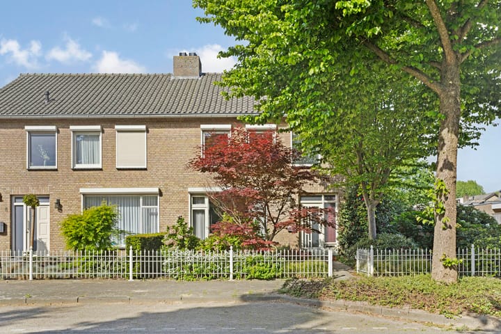 Foto 10 van Hoefstraat 10