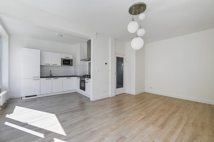 Foto 8 van Spinozalaan 227