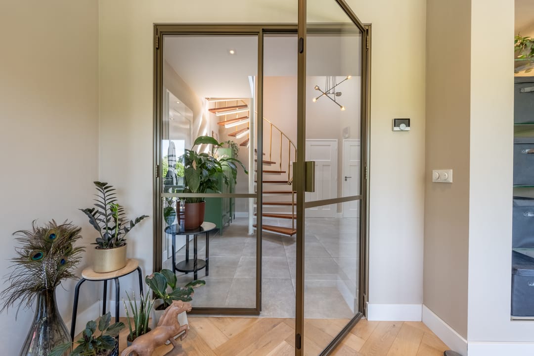 Foto 7 van van Limburg Stirumlaan 13