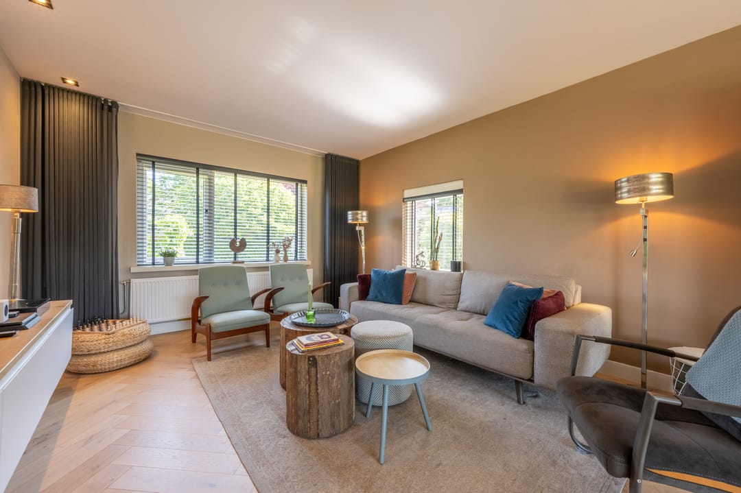 Foto 16 van van Limburg Stirumlaan 13