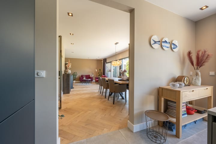 Foto 27 van van Limburg Stirumlaan 13