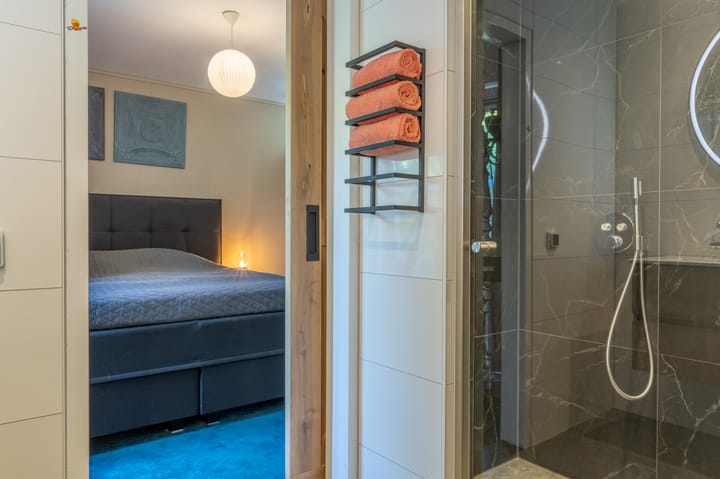 Foto 35 van van Limburg Stirumlaan 13