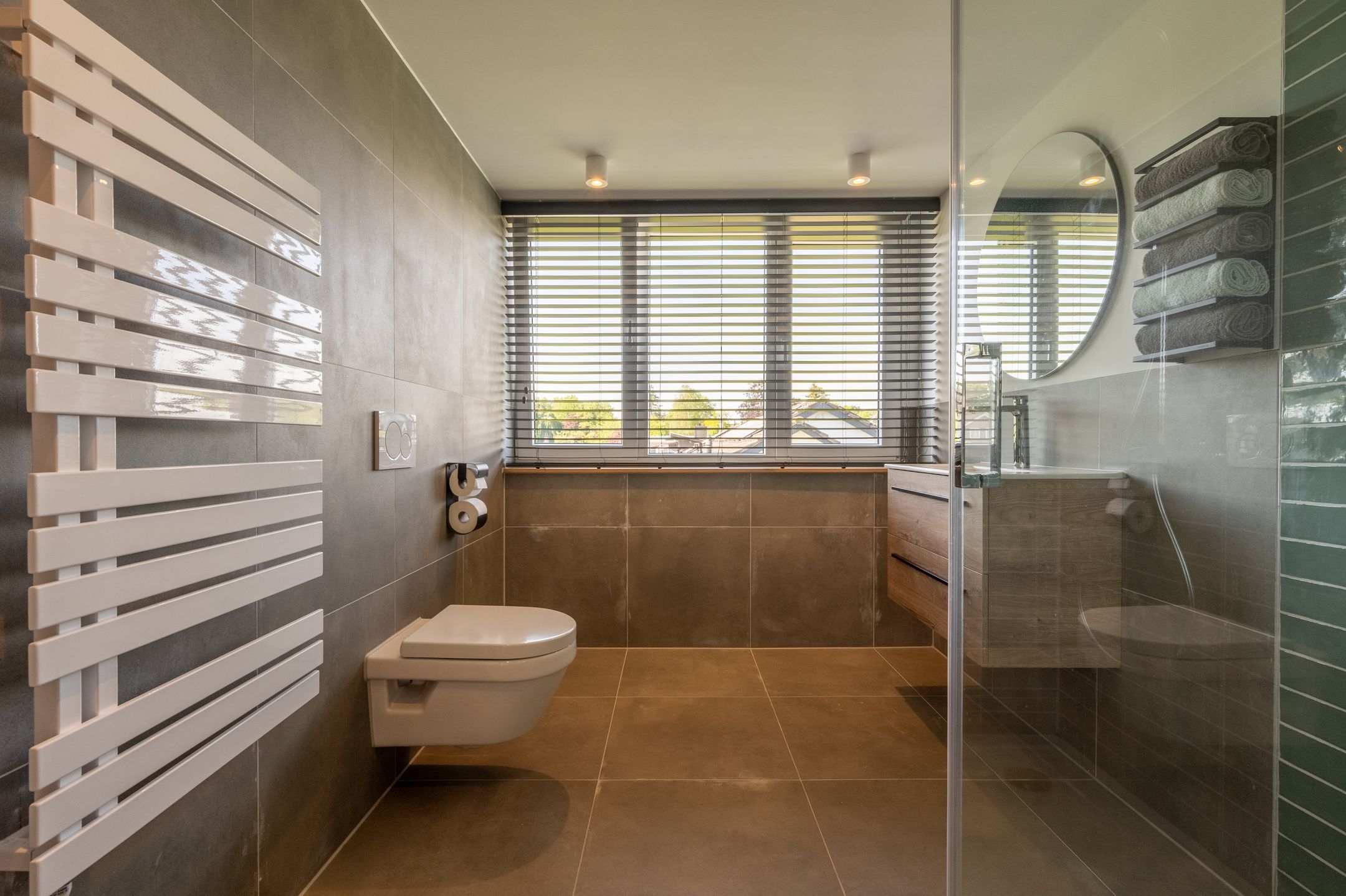 Foto 45 van van Limburg Stirumlaan 13