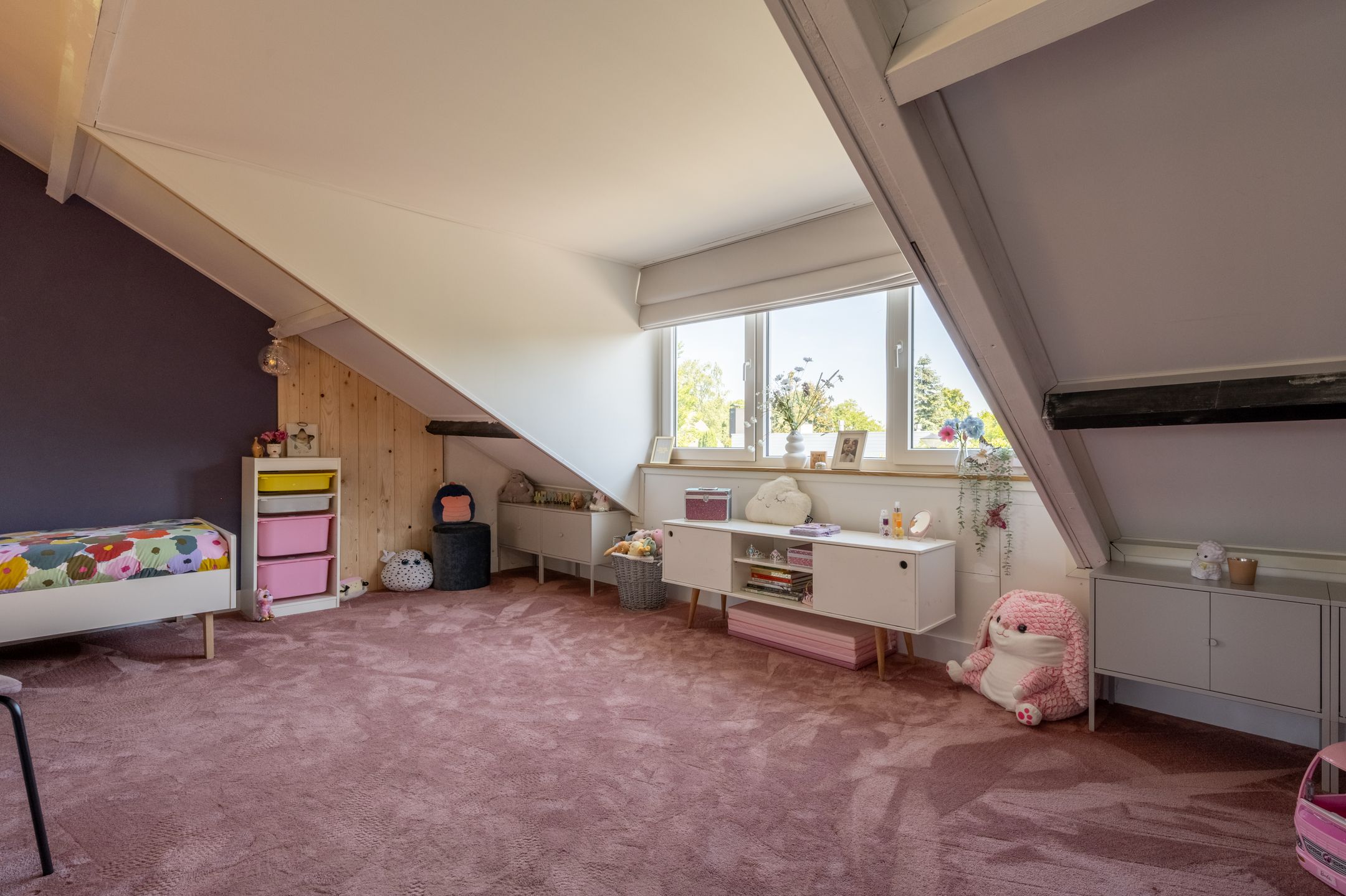 Foto 48 van van Limburg Stirumlaan 13