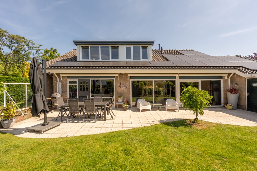 Foto 56 van van Limburg Stirumlaan 13