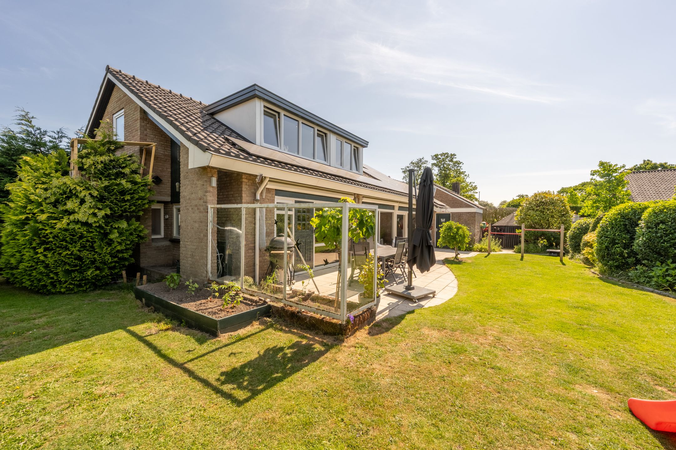 Foto 57 van van Limburg Stirumlaan 13